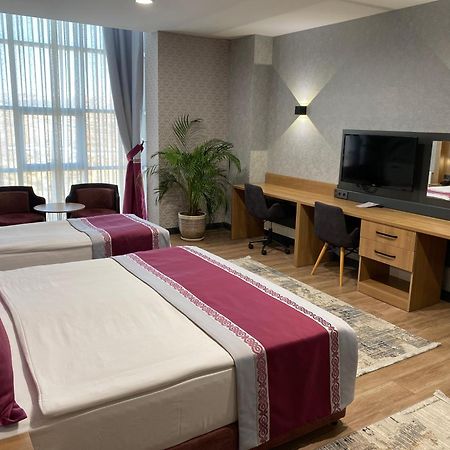 Lavanta Tepesi Hotel Ve Spor Tesisleri Burdur Buitenkant foto